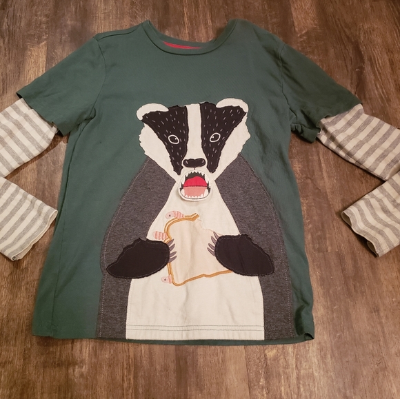 Mini Boden Other - Mini Boden 9/10 Badger shirt